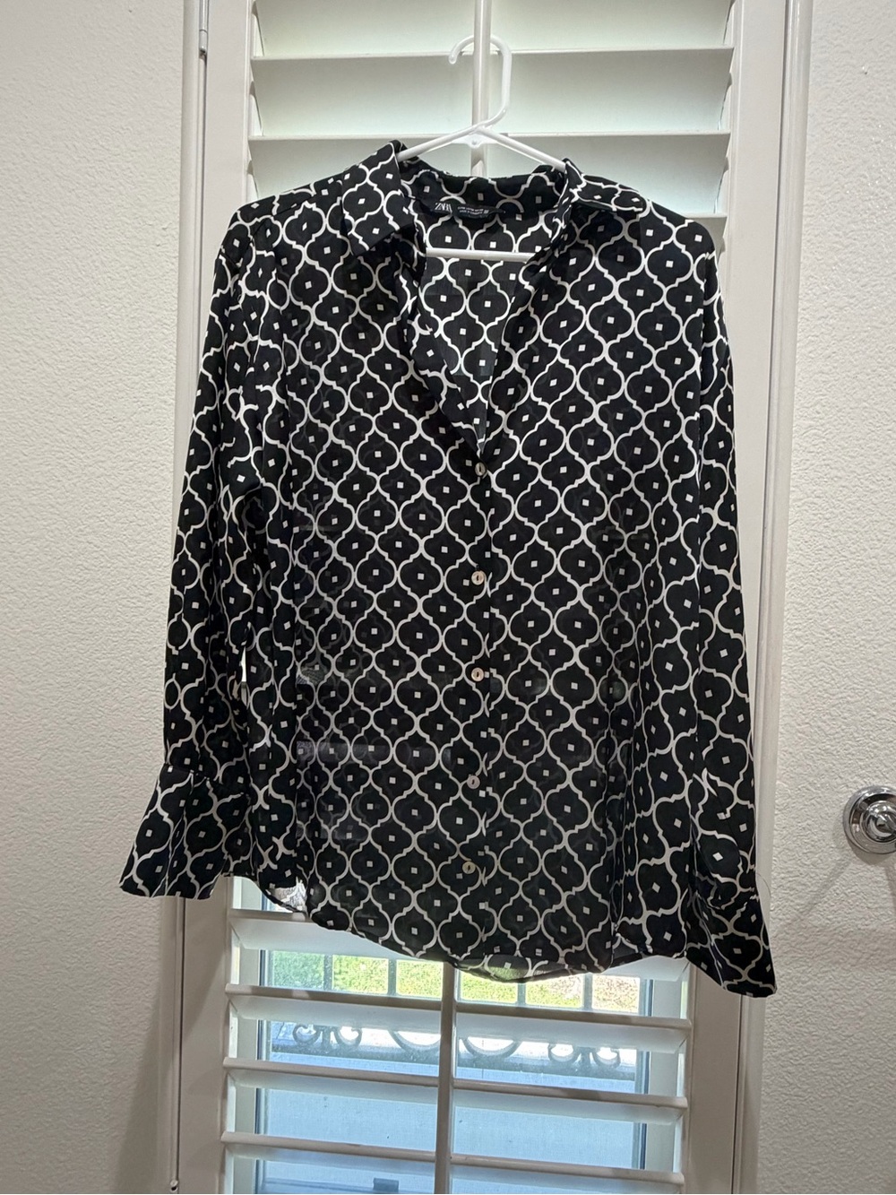 Zara Black and White Geometric Button-Down Shirt